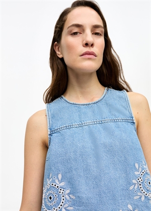 Broderie Anglaise denim top Light Blue Stone J1710 Ganni 